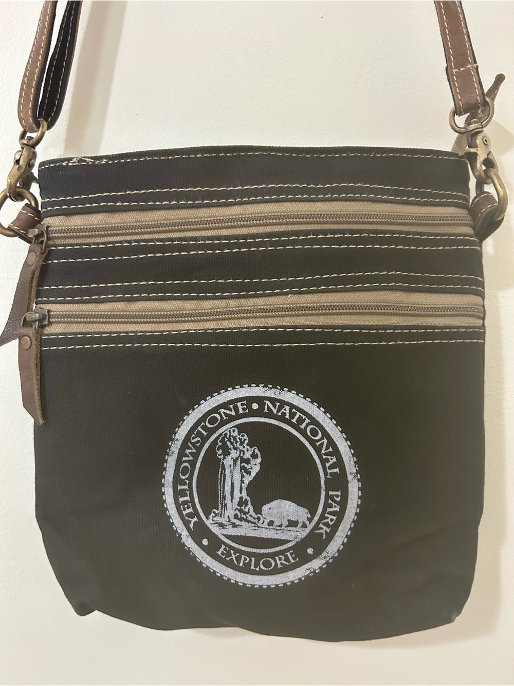 Vintage Y2K Yellowstone National Park Canvas Multi-Zip Organizer Crossbody Bag